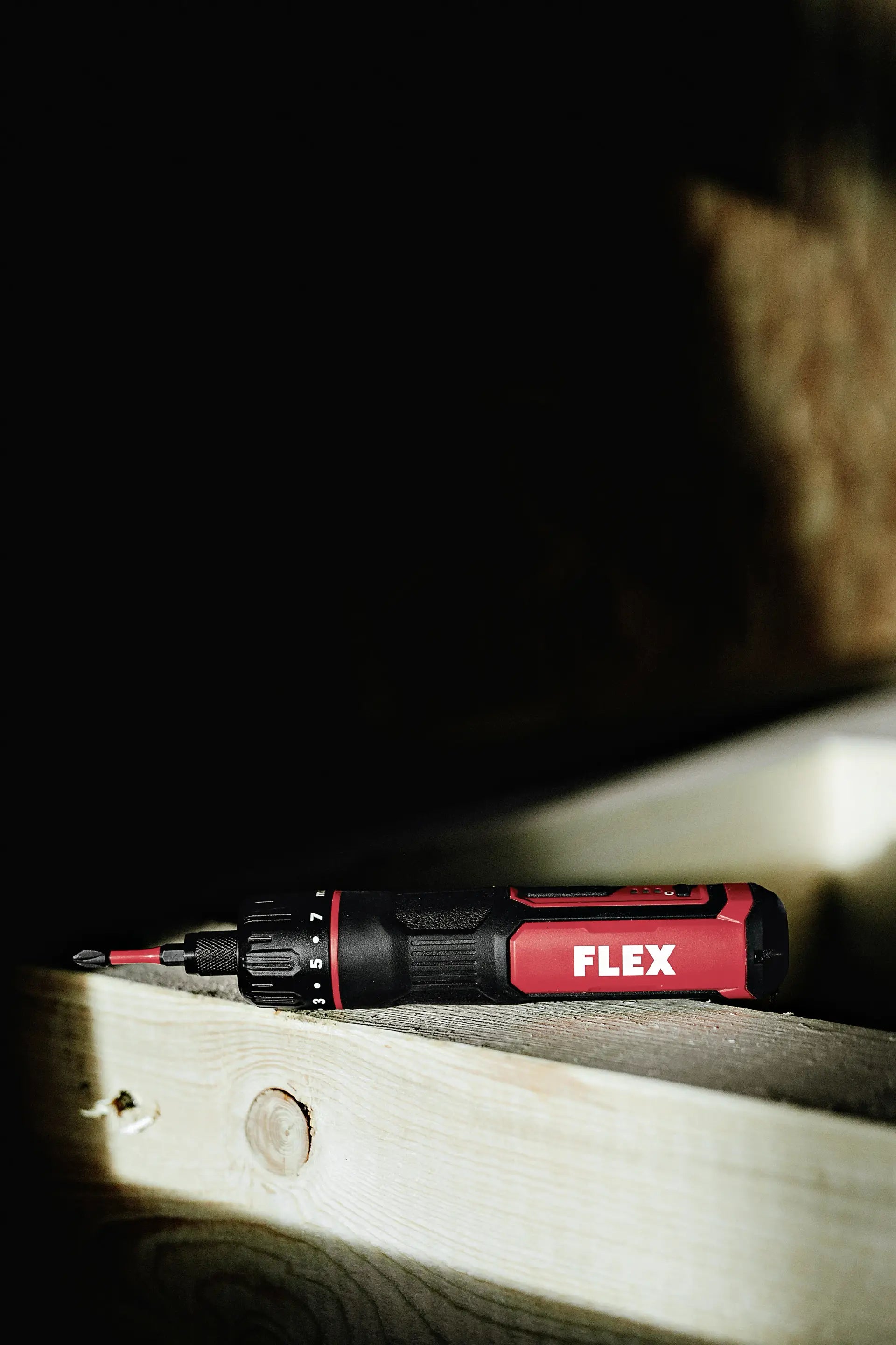 FLEX SD 7-320 4 – Avvitatore a batteria compatto 4V con USB-C, 5 Nm e 7 livelli di coppia
