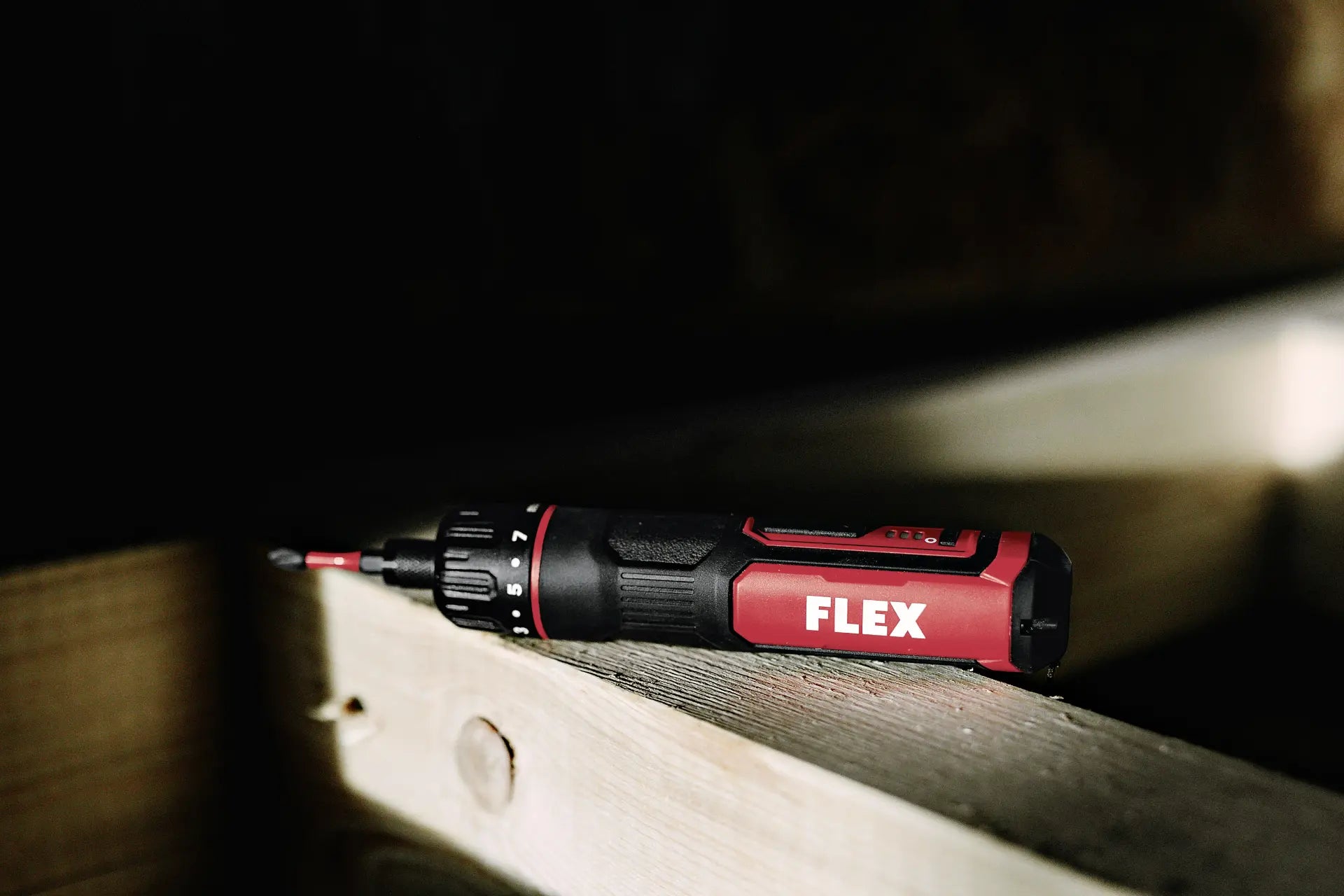 FLEX SD 7-320 4 – Avvitatore a batteria compatto 4V con USB-C, 5 Nm e 7 livelli di coppia