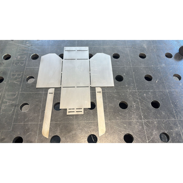 Kit di saldatura: pezzo di esercitazione – cassetta impilabile 100x150x90 mm in lamiera d'acciaio da 2 mm